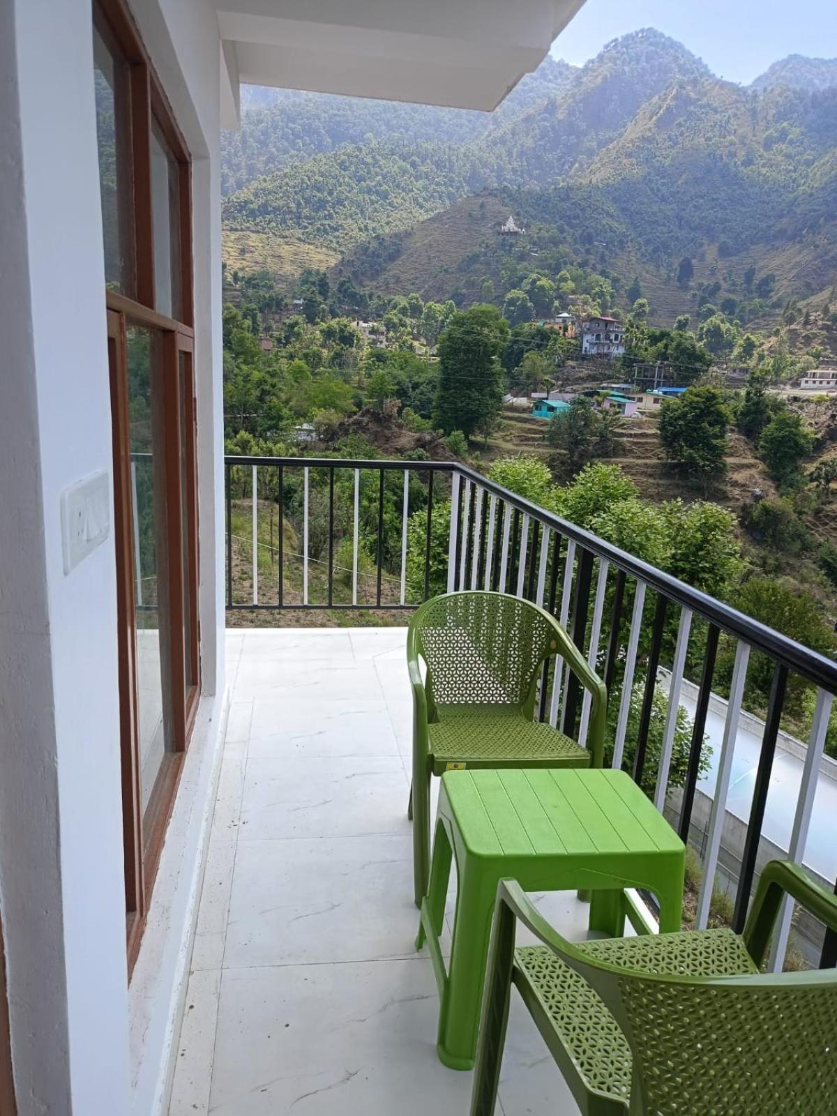 Parvatiya Homestay มัสซูรี ภายนอก รูปภาพ